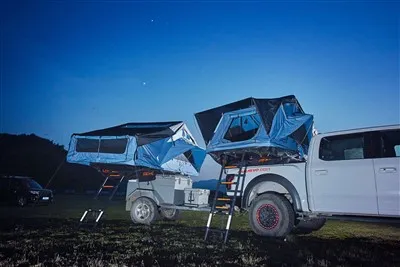 Намет із жорстким дахом на 4 особи